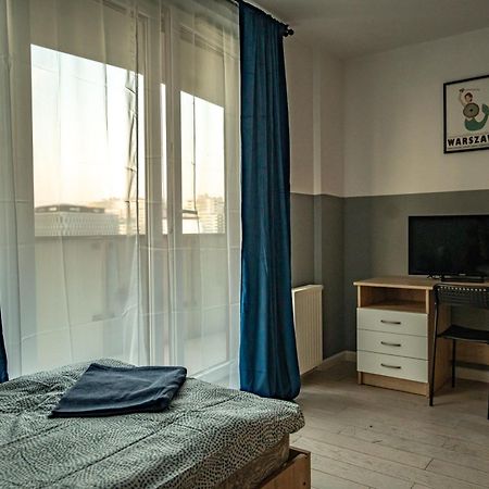 Waw Pokoje Manhattan Varsovie Extérieur photo