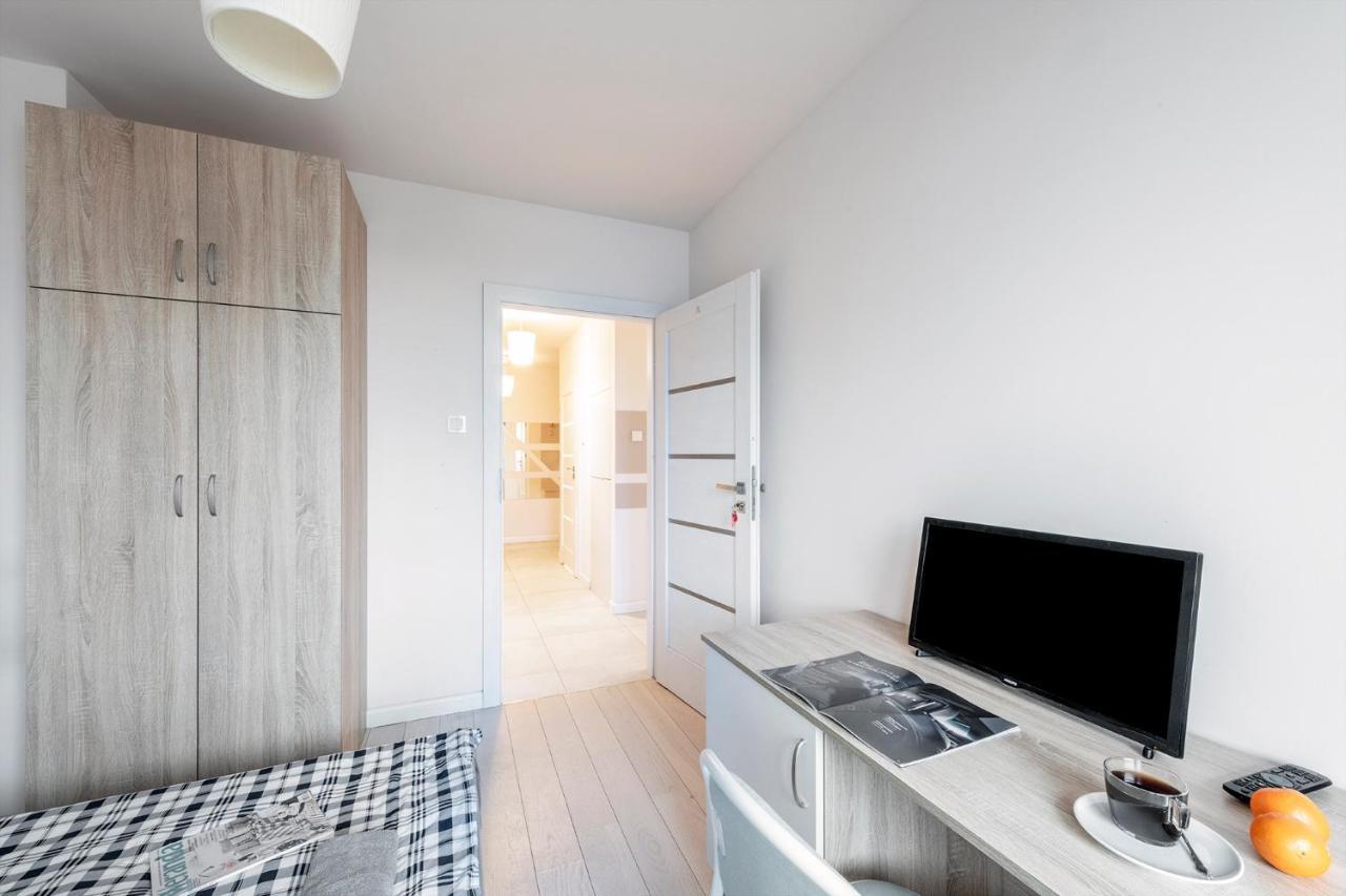 Waw Pokoje Manhattan Varsovie Extérieur photo